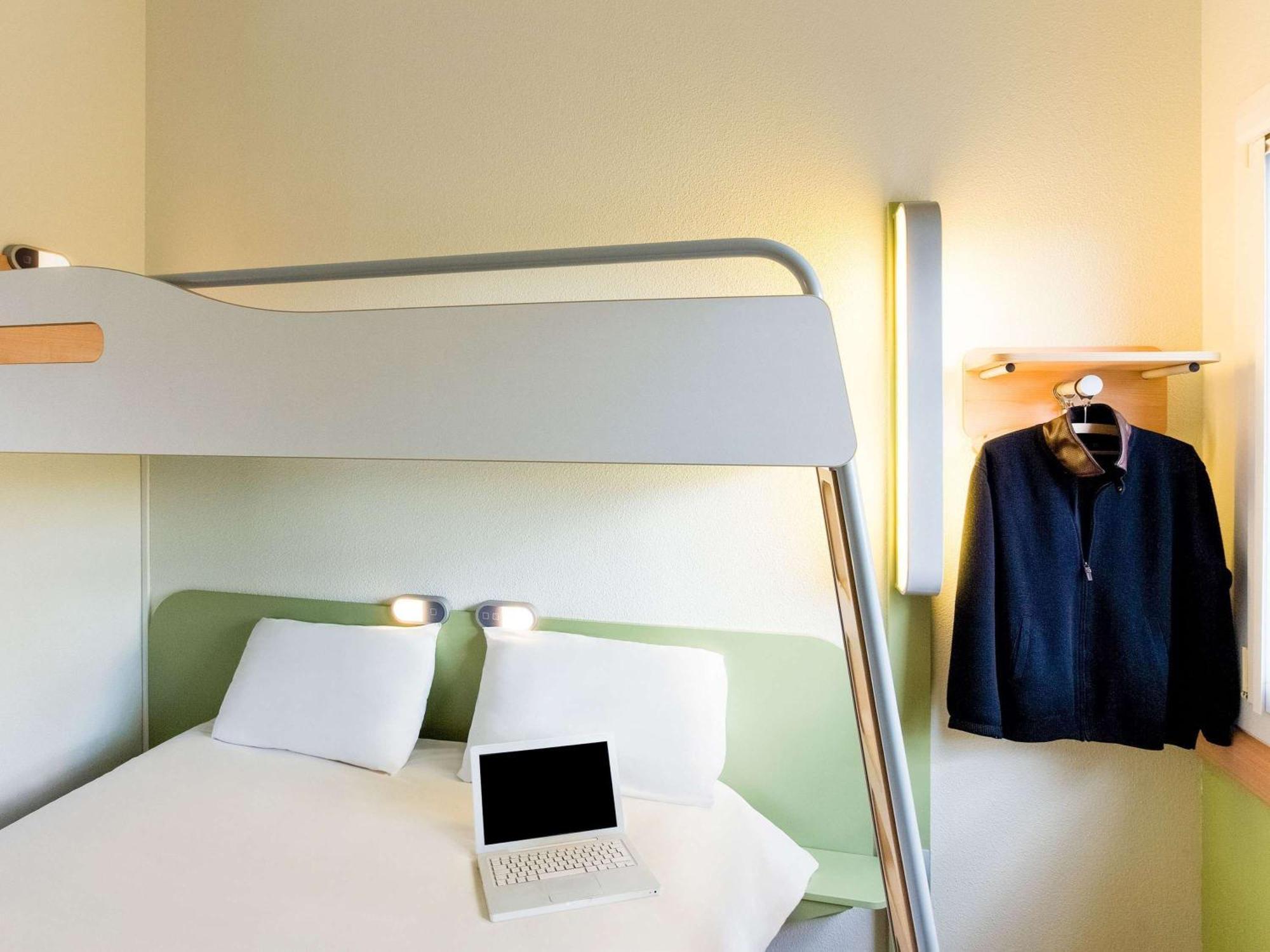 ไอบิส บัดเจ็ต เฌเนฟ เปอตี-ล็องซี Hotel Lancy ภายนอก รูปภาพ